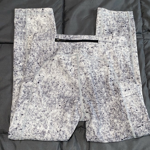 Lululemon Speed Up Crop 21 Leggings - Picture 6 of 8